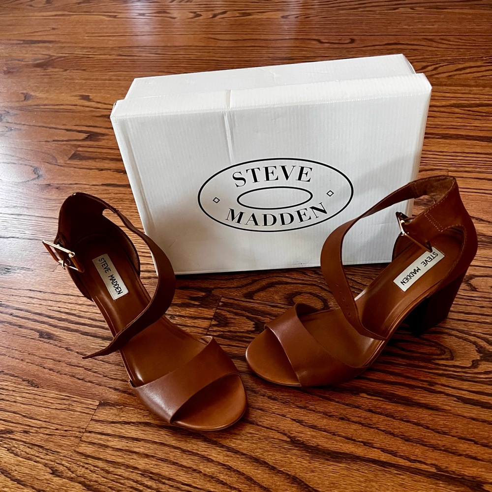 Steve Madden Estoria Sandal - Cognac